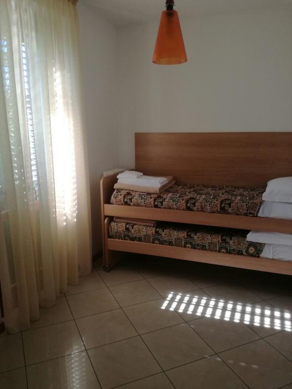Residenza Orchidee Aparthotel Lazise Bagian luar foto