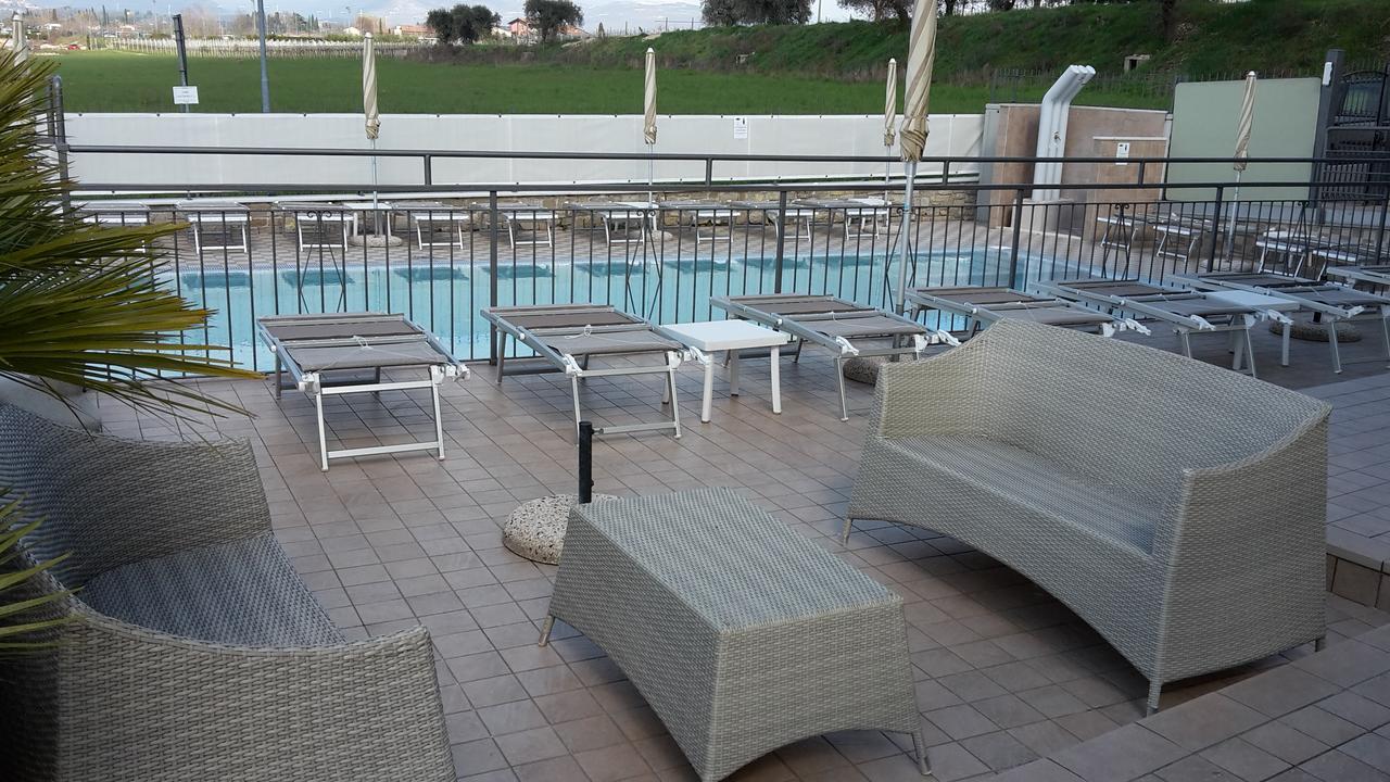 Residenza Orchidee Aparthotel Lazise Bagian luar foto